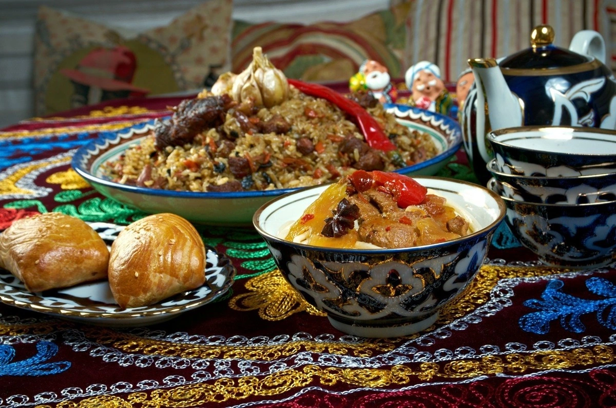 Samarkand for Gourmets: The Best Restaurants and Street Food in the City